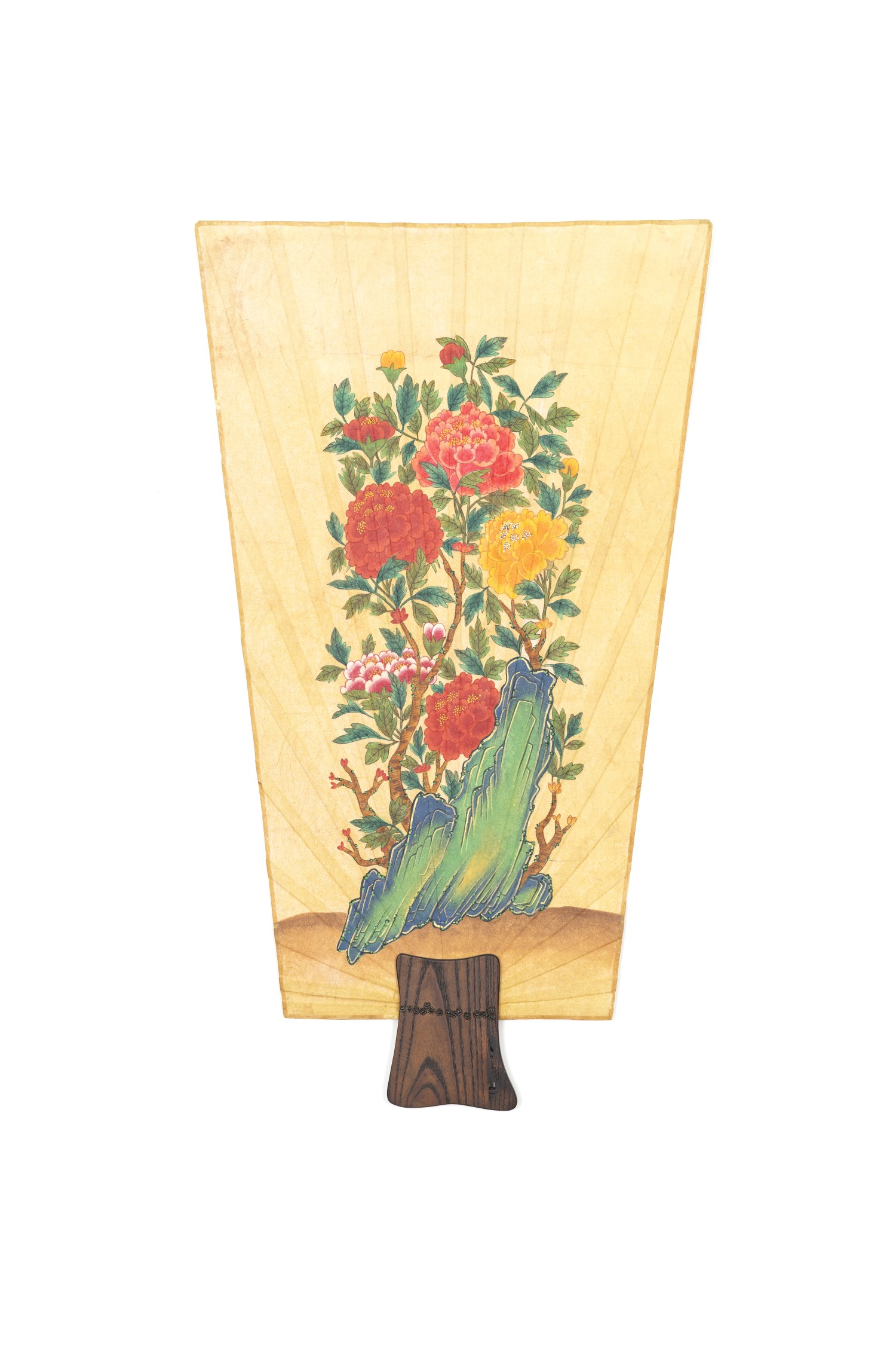 화폭선-괴석 모란도   이정옥 그림·부채 제작   81 × 47 cm