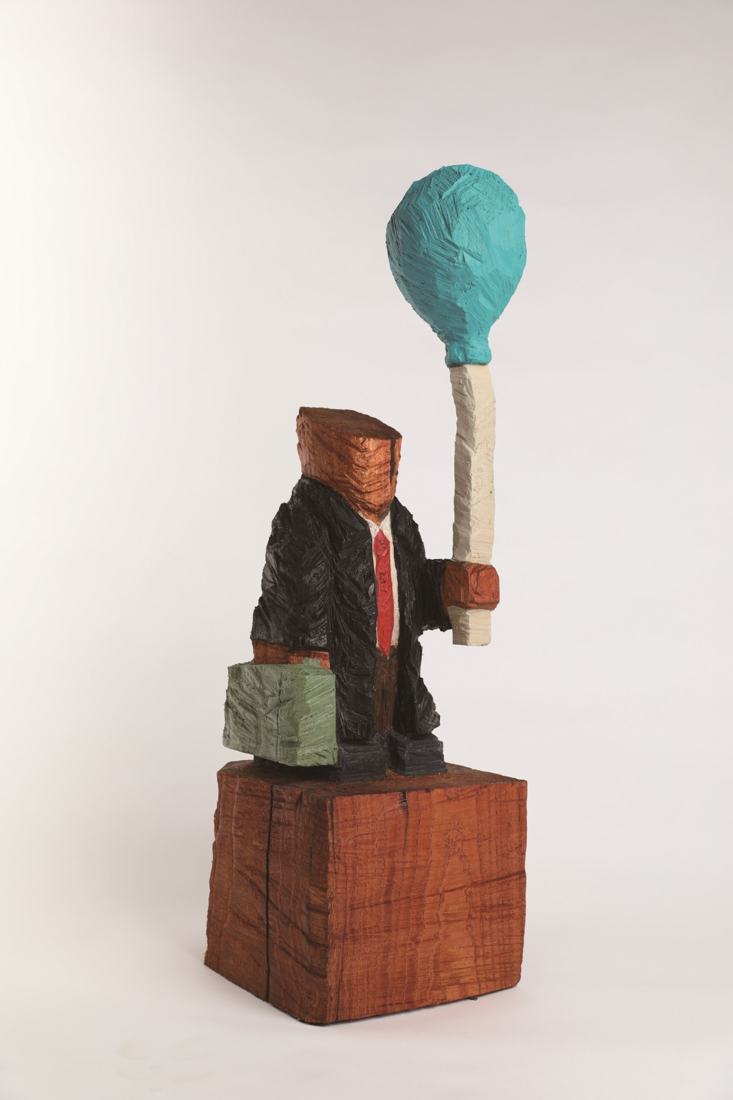 생존 풍선III   210 × 210 × 670mm, 참죽나무에 아크릴, 2024